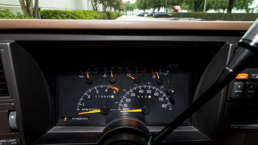 1994 GMC Yukon 1st Gen - Image 20 of 31