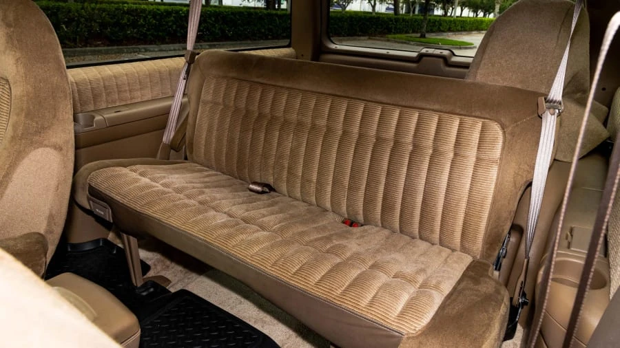 1994 GMC Yukon 1st Gen - Image 18 of 31