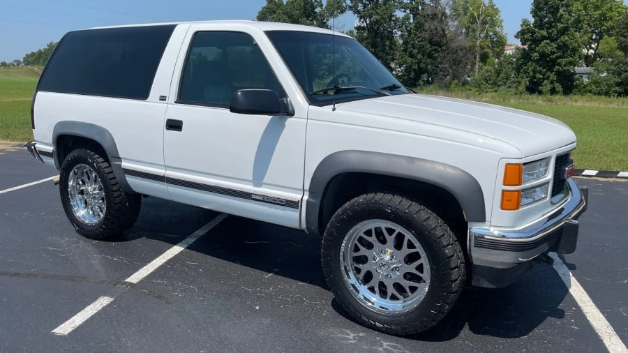 1994 GMC Yukon 1st Gen - Image 9 of 10