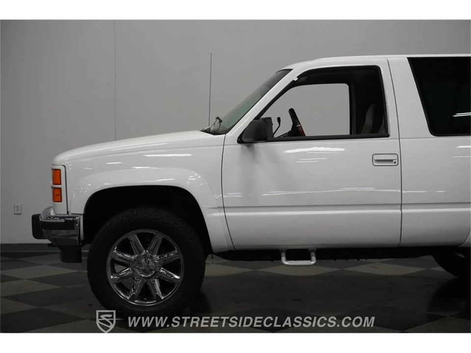 1994 GMC Yukon 1st Gen - Image 27 of 31