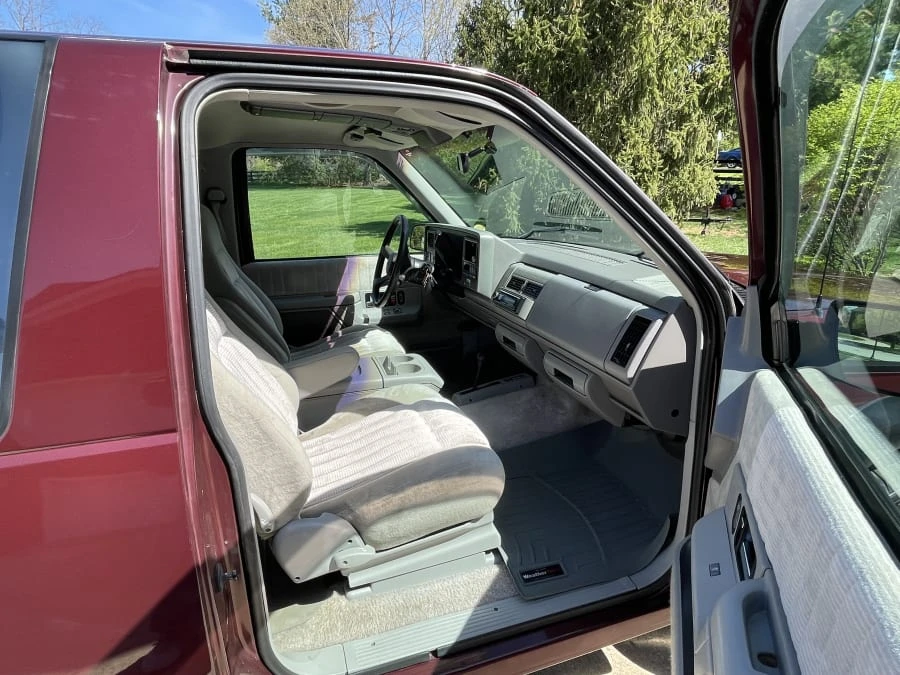 1994 GMC Yukon 1st Gen - Image 5 of 12