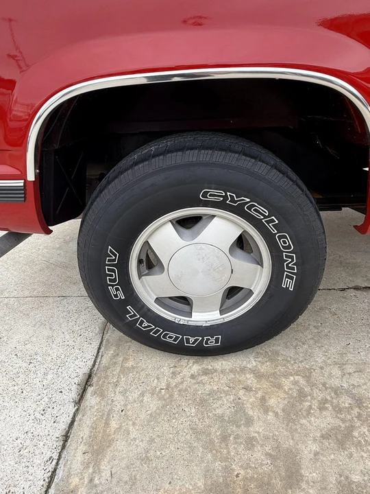 1994 GMC Yukon 1st Gen - Image 12 of 31