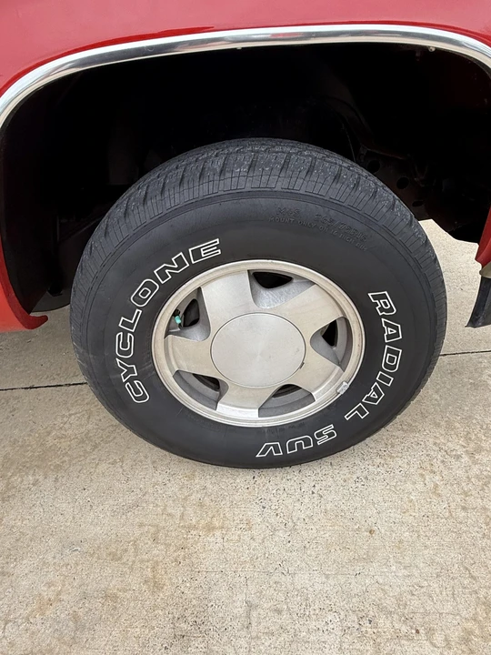1994 GMC Yukon 1st Gen - Image 11 of 31