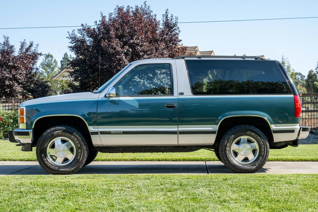 1994 GMC Yukon 1st Gen - Image 9 of 31