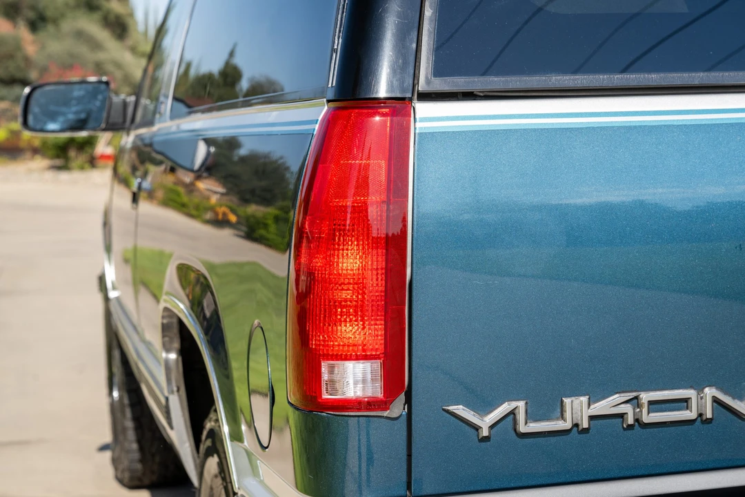 1994 GMC Yukon 1st Gen - Image 17 of 31