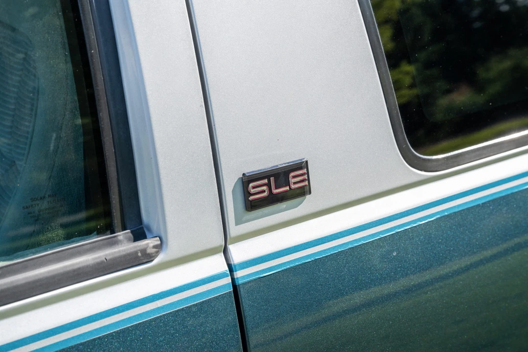 1994 GMC Yukon 1st Gen - Image 24 of 31