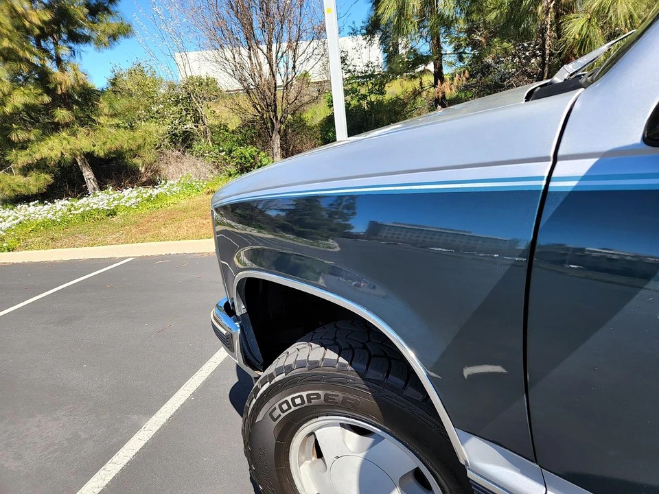 1994 GMC Yukon 1st Gen - Image 26 of 31