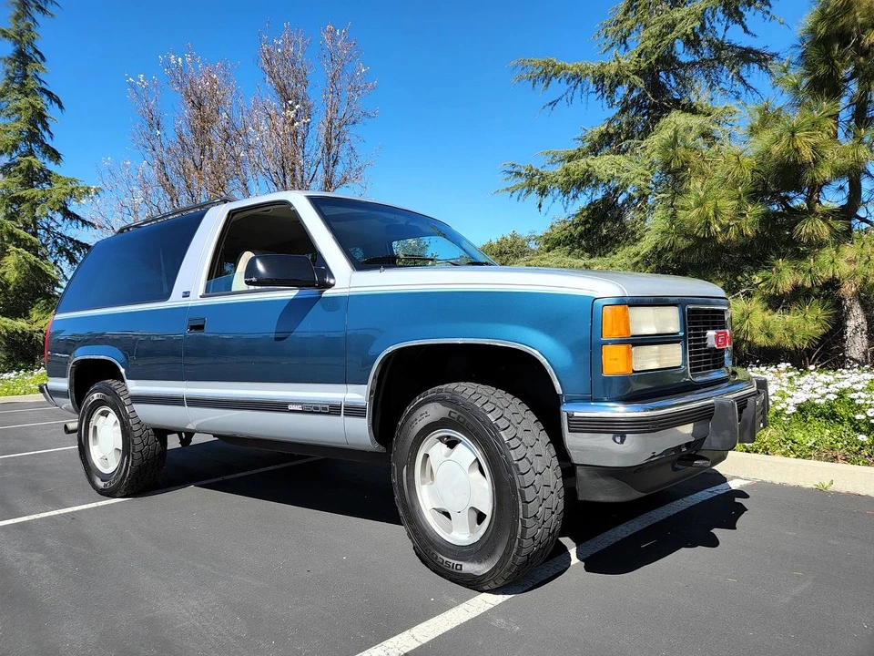 1994 GMC Yukon 1st Gen - Image 2 of 31