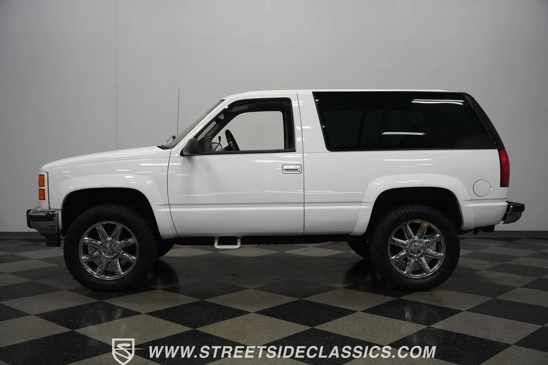 1994 GMC Yukon 1st Gen - Image 3 of 12