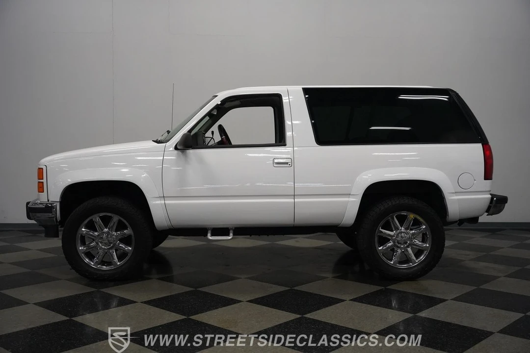 1994 GMC Yukon 1st Gen - Image 9 of 12