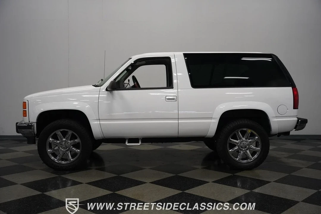 1994 GMC Yukon 1st Gen - Image 10 of 12