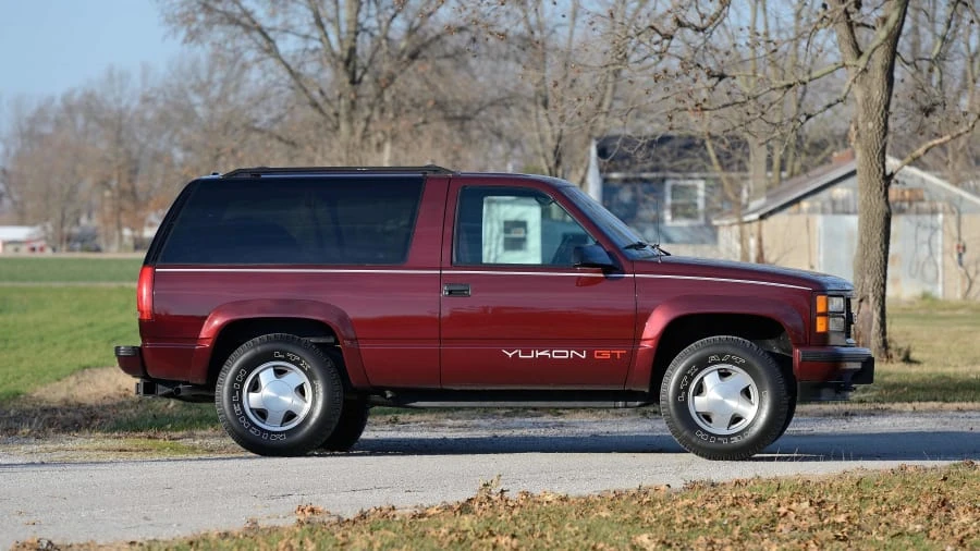 1994 GMC Yukon 1st Gen - Image 2 of 19