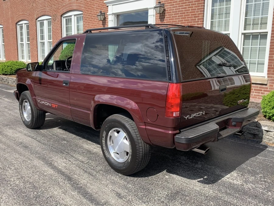 1994 GMC Yukon 1st Gen - Image 3 of 8