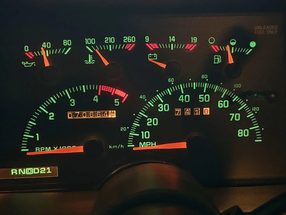 1994 GMC Yukon 1st Gen - Image 23 of 31