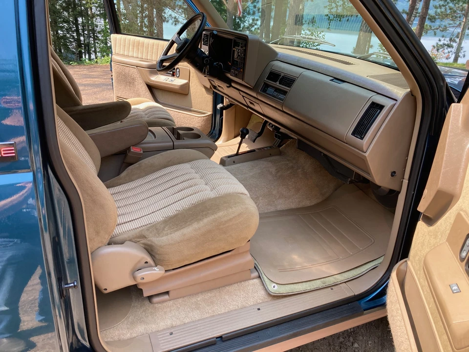 1994 GMC Yukon 1st Gen - Image 4 of 31