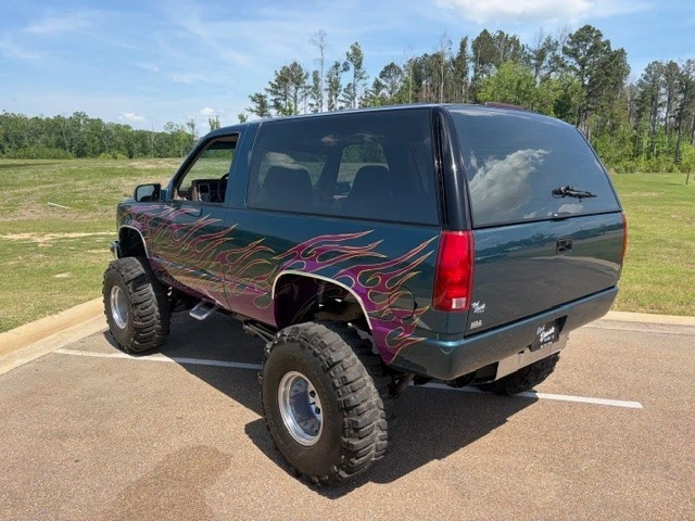 1994 GMC Yukon 1st Gen - Image 9 of 21