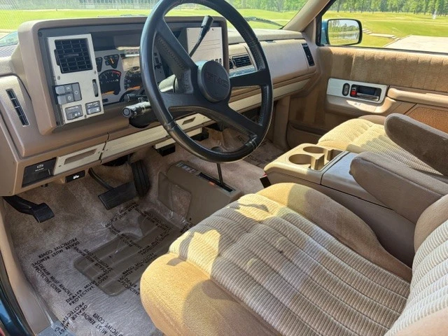 1994 GMC Yukon 1st Gen - Image 13 of 21