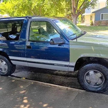 1994 GMC Yukon Sport Utility 2D