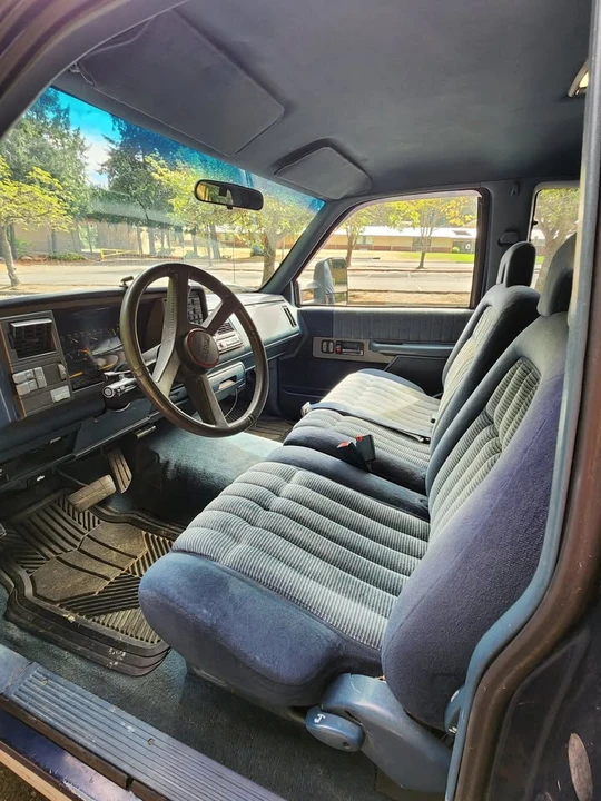1994 GMC Sierra 1st Gen - Image 6 of 12