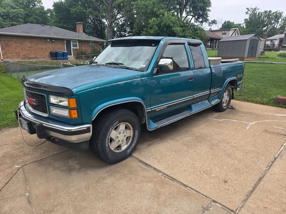 1994 GMC Sierra 1st Gen - Image 2 of 16