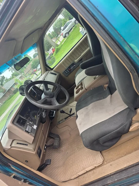 1994 GMC Sierra 1st Gen - Image 4 of 16