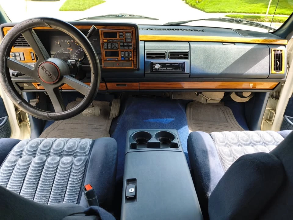 1994 GMC Sierra 1st Gen - Image 11 of 20