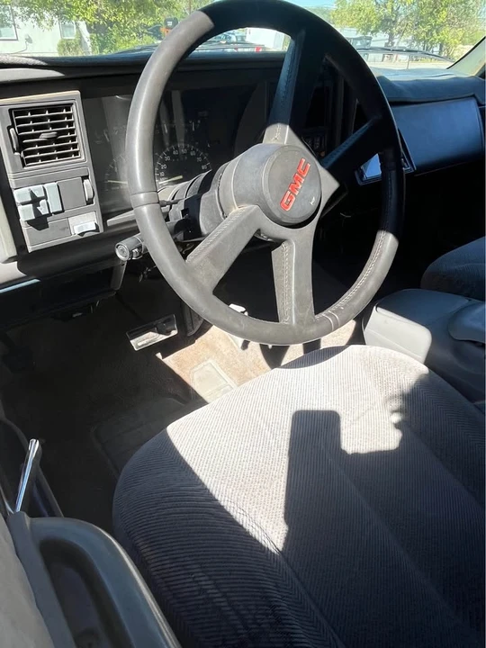 1994 GMC Sierra 2nd Gen - Image 8 of 11