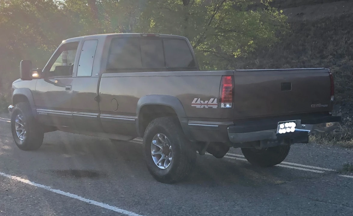 1994 GMC Sierra 1st Gen - Image 2 of 8