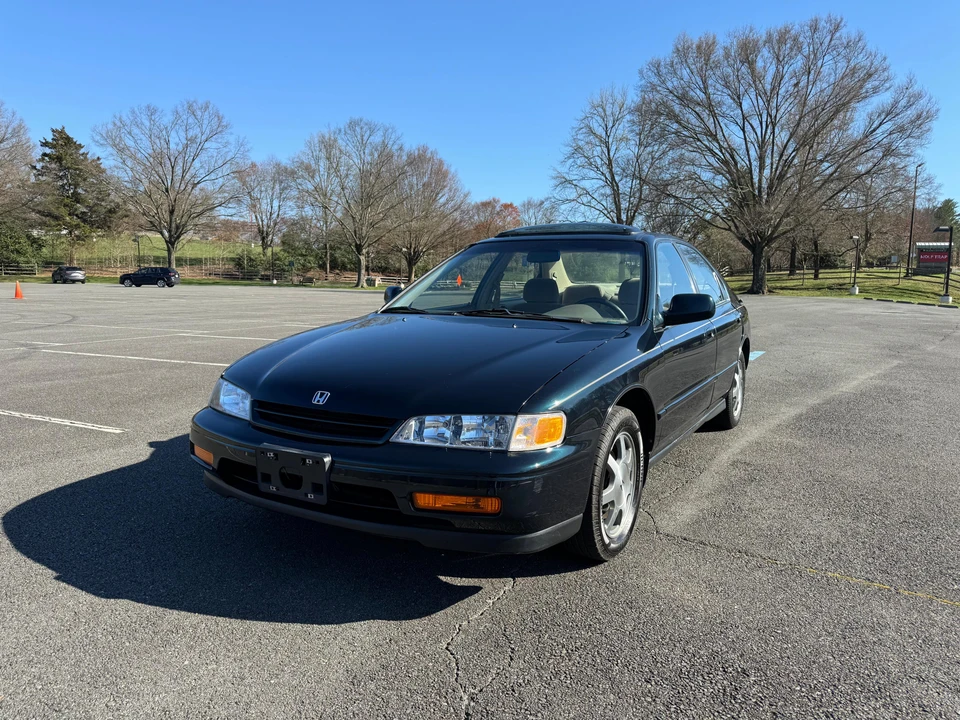 1994 Honda Accord 5th Gen - Image 9 of 31