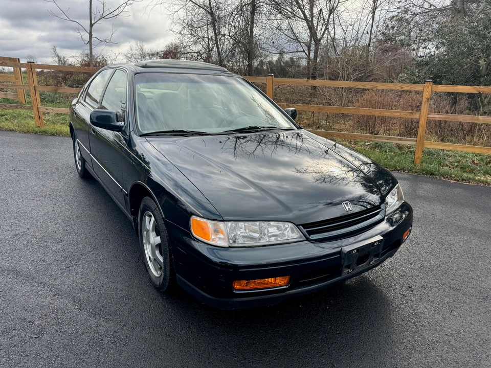 1994 Honda Accord 5th Gen - Image 22 of 31