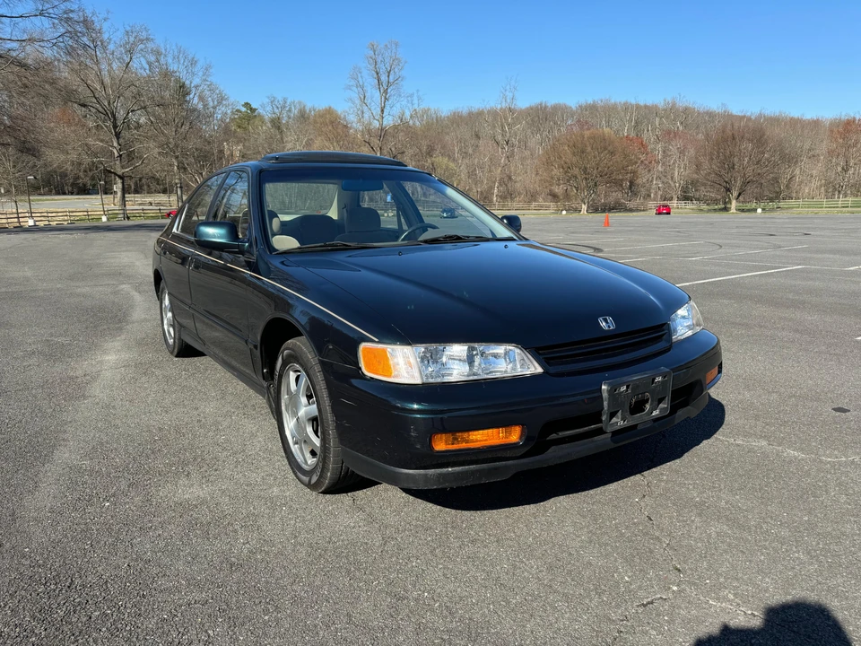 1994 Honda Accord 5th Gen - Image 21 of 31