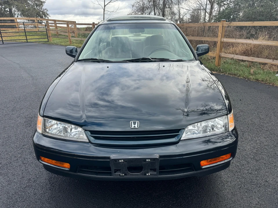 1994 Honda Accord 5th Gen - Image 7 of 31