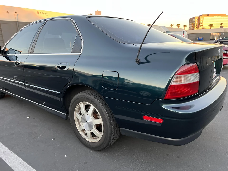 1994 Honda Accord 5th Gen - Image 26 of 31