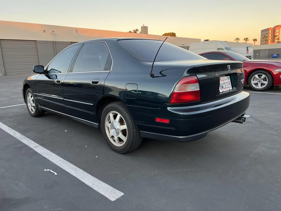 1994 Honda Accord 5th Gen - Image 9 of 31