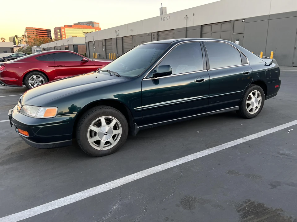 1994 Honda Accord 5th Gen - Image 7 of 31
