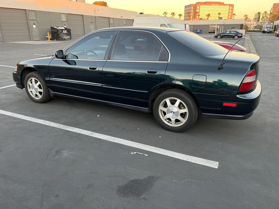 1994 Honda Accord 5th Gen - Image 8 of 31