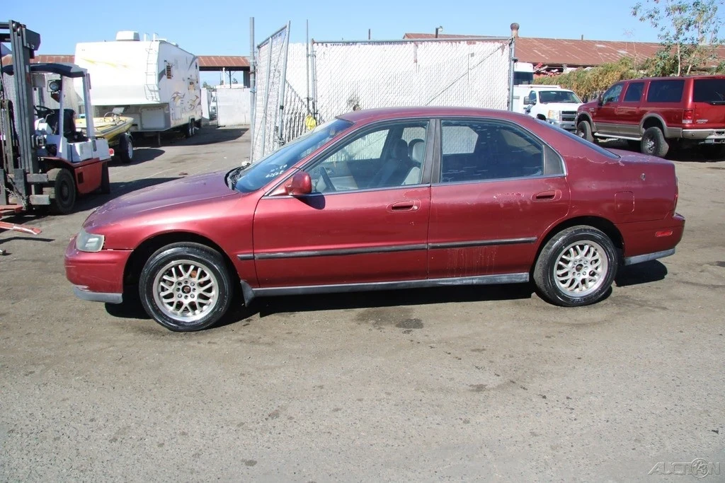 1994 Honda Accord 5th Gen - Image 3 of 21