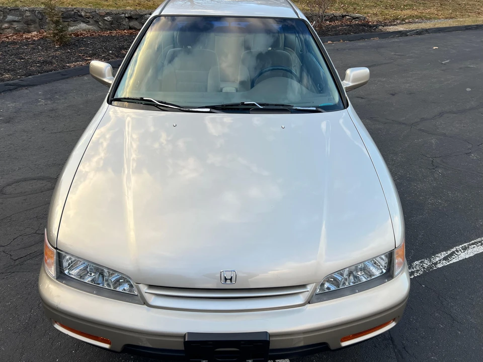 1994 Honda Accord 5th Gen - Image 15 of 31