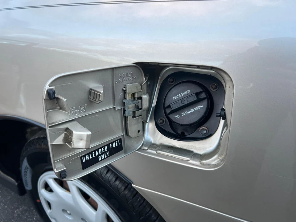 1994 Honda Accord 5th Gen - Image 24 of 31
