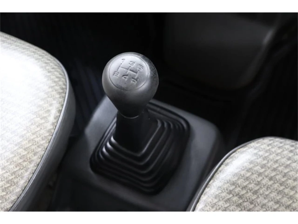 1994 Honda Acty 2nd Gen - Image 14 of 31
