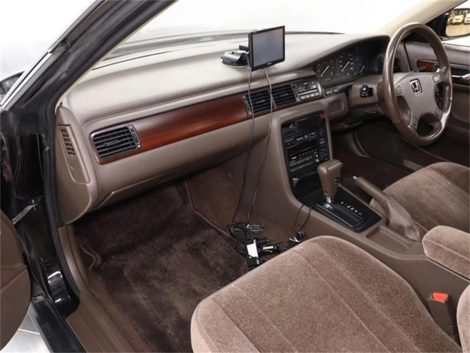 1994 Honda Inspire 1st Gen - Image 17 of 31