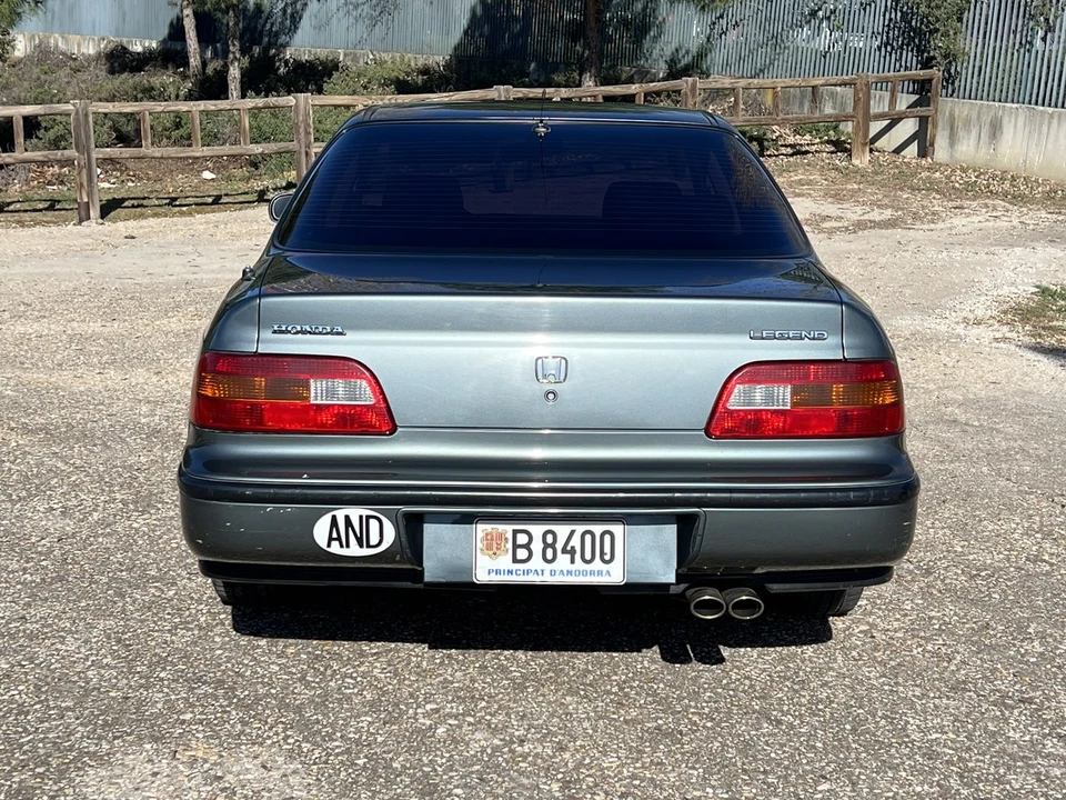 1994 Acura Legend 2nd Gen - Image 5 of 30