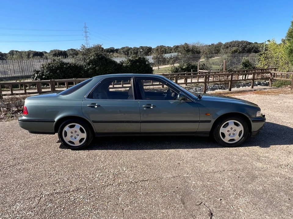 1994 Acura Legend 2nd Gen - Image 14 of 30