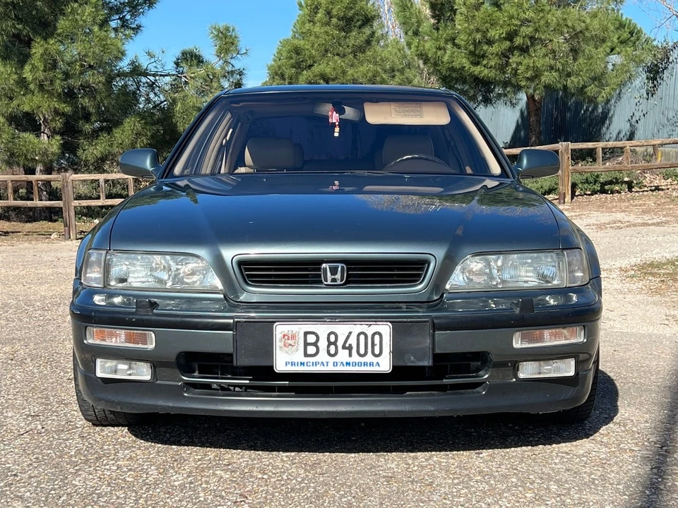 1994 Acura Legend 2nd Gen - Image 19 of 30