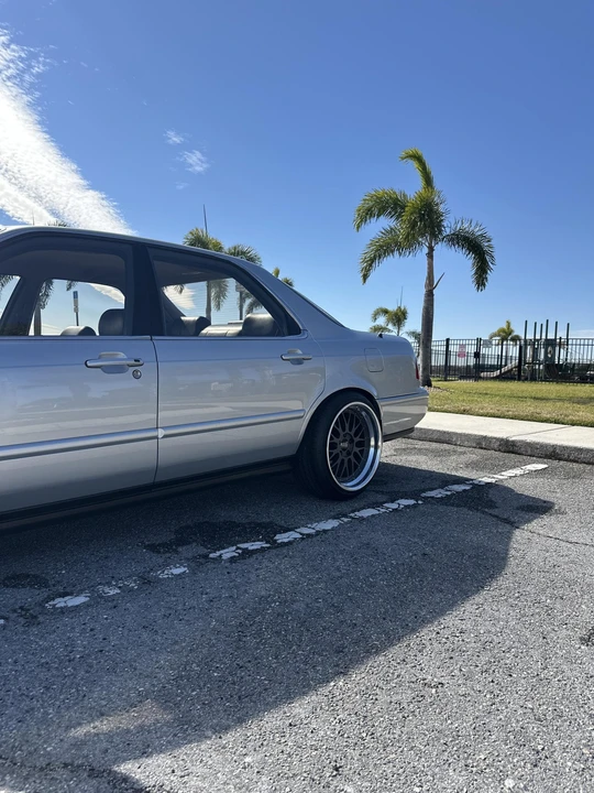 1994 Acura Legend 2nd Gen - Image 26 of 31