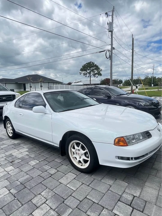 1994 Honda Prelude 4th Gen - Image 2 of 4