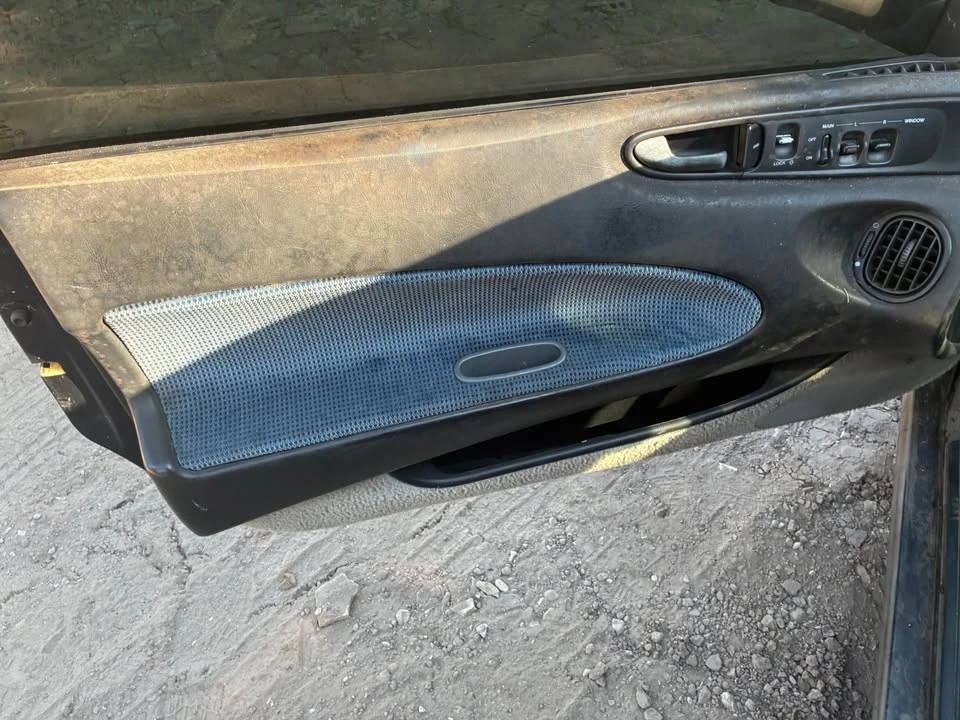 1994 Honda Prelude 4th Gen - Image 2 of 12