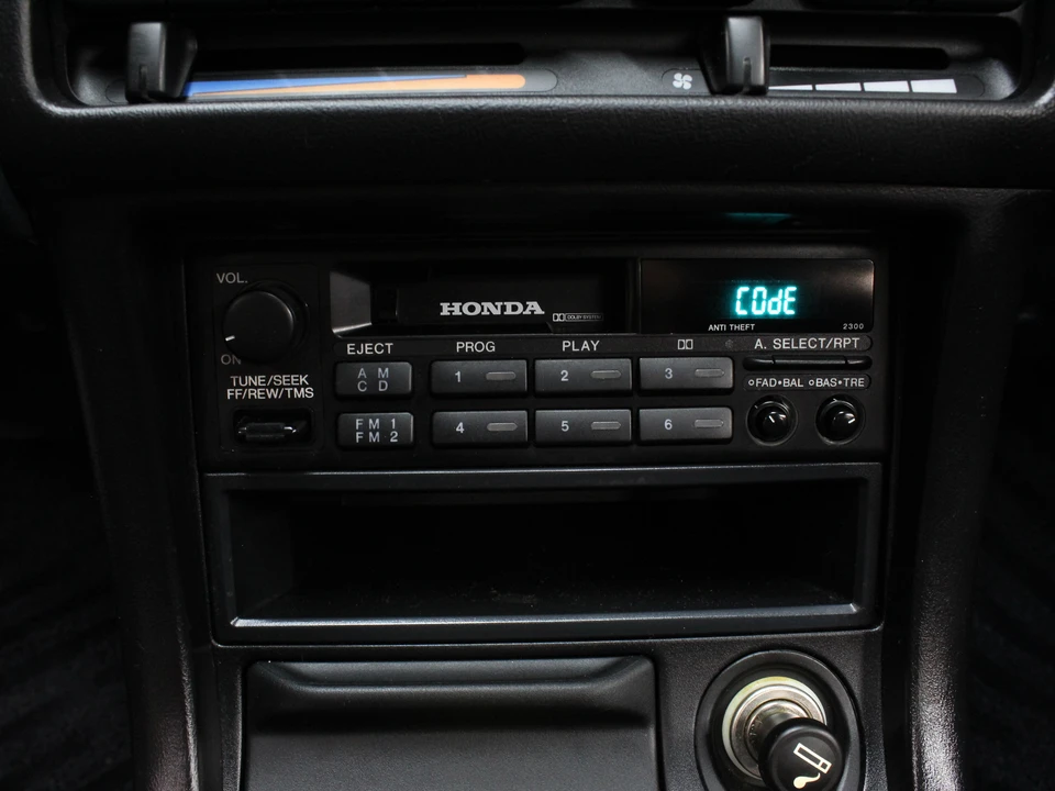 1994 Honda Prelude 4th Gen - Image 24 of 31