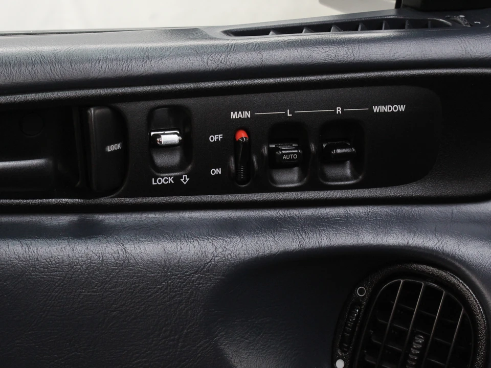 1994 Honda Prelude 4th Gen - Image 30 of 31