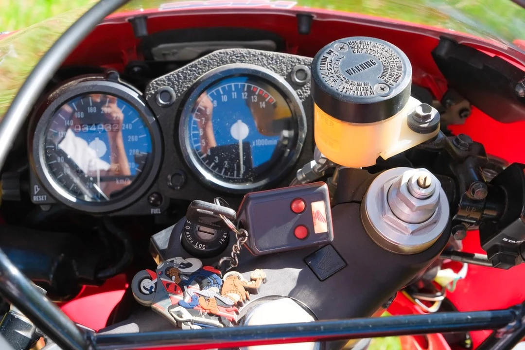 1994 Honda VF & VFR - Image 23 of 30